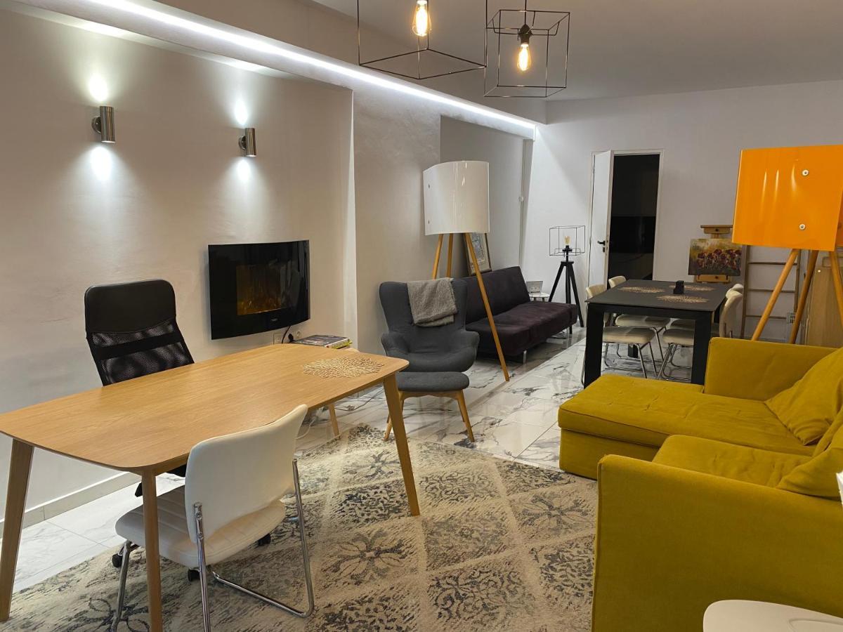 Stay And Work In Kolonaki Athens Exterior photo